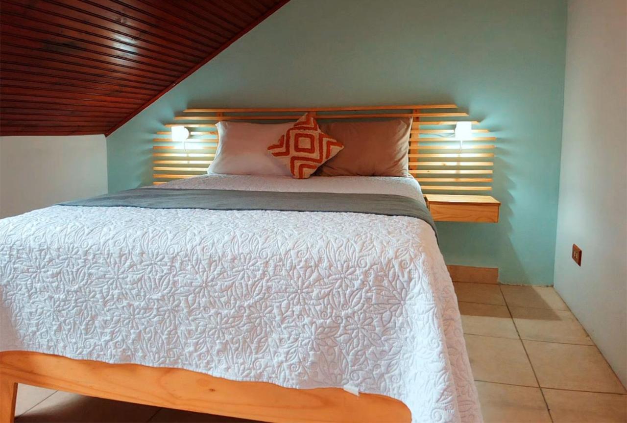 Trebol Amarillo Bed & Breakfast Escazú Exteriör bild