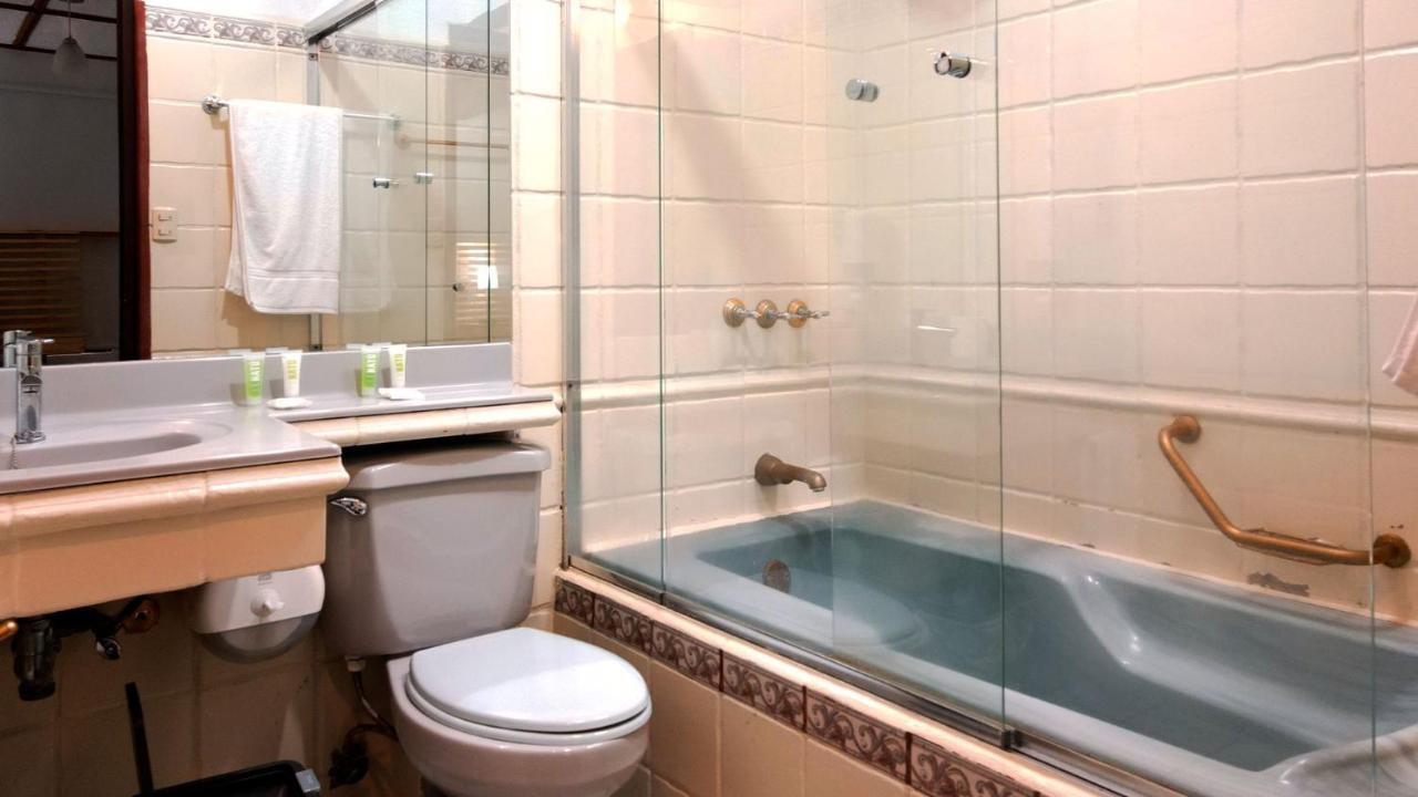 Trebol Amarillo Bed & Breakfast Escazú Exteriör bild