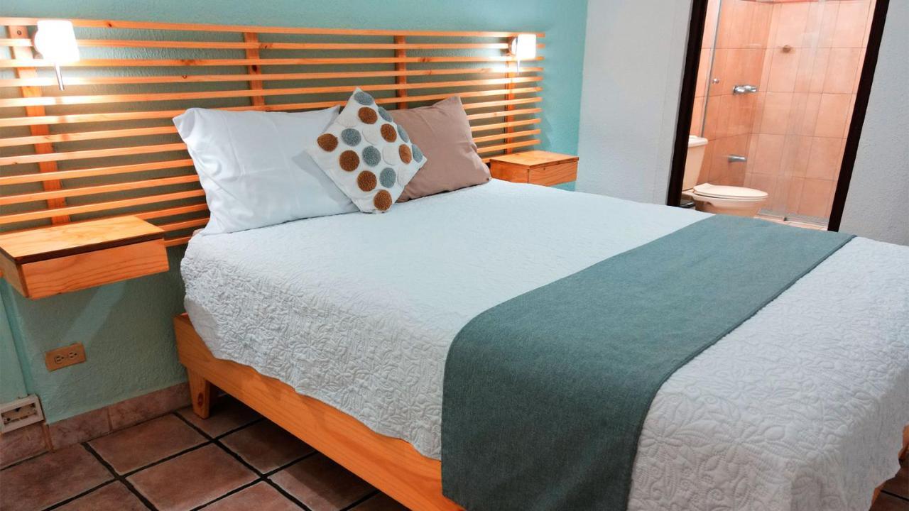Trebol Amarillo Bed & Breakfast Escazú Exteriör bild